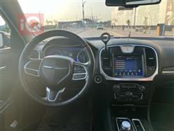 کرایسلەر 300